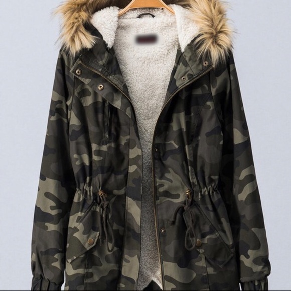 CLEARANCE-FIRM‼️Sherpa Lined Camo Jacket - Picture 7 of 8